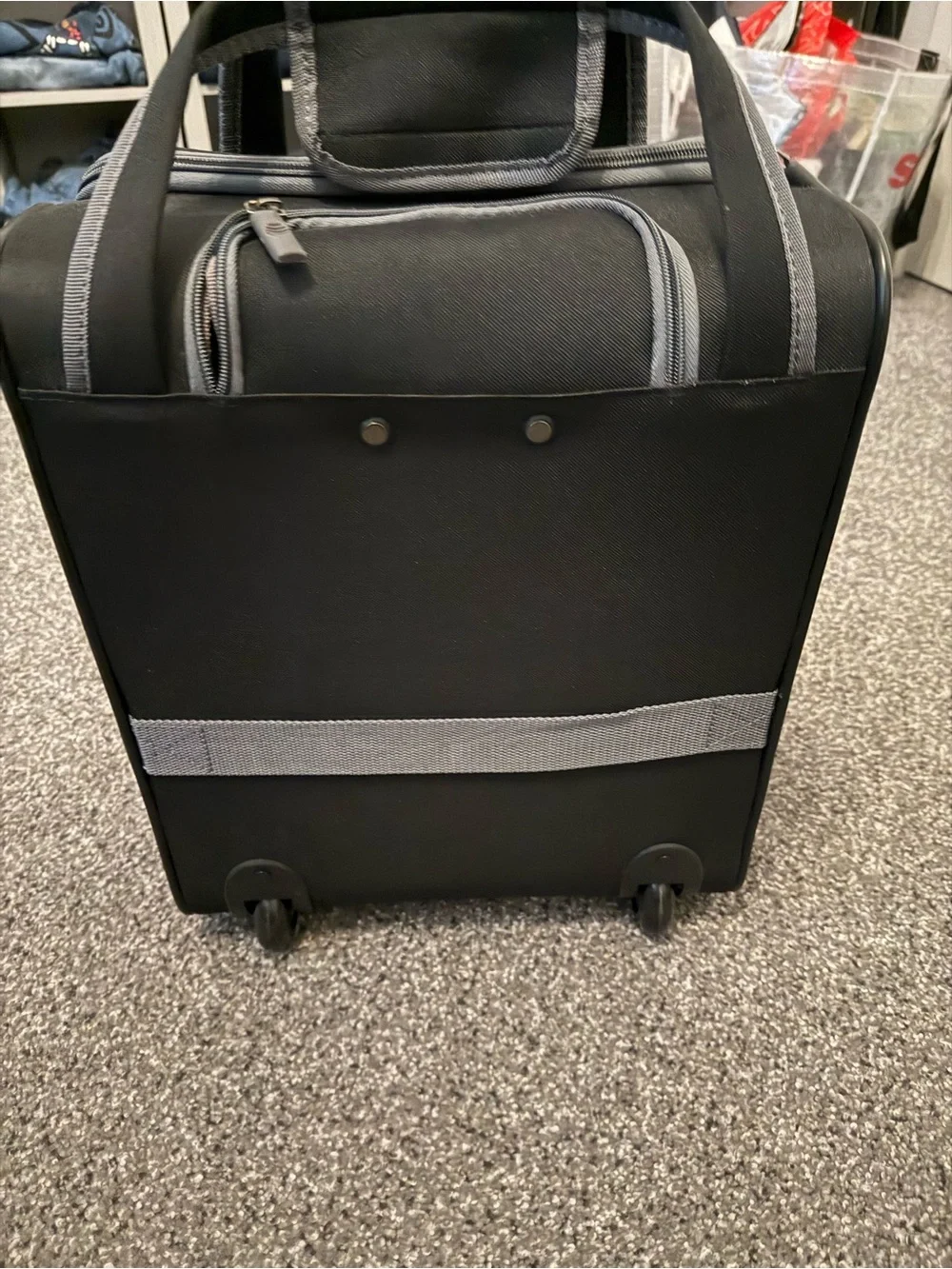 American Tourister Black Rolling Carry-On Tote